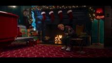 Ed Sheeran  Elton John - Merry Christmas [Official Video] - Videoclip.bg