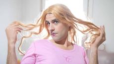 ЗАКЛЕЩЕНА В ПЕРАЛНЯТА  - Светът на Ванката - Videoclip.bg