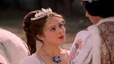 „Три ореха за Пепеляшка“ – приказка, II част - Videoclip.bg