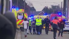 Трагедия в Белгия ! Младежи се врязаха с с кола в белгийски карнавал - Поне четирима са загинали - Videoclip.bg