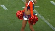 This Denver Broncos cheerleader is also fighting COVID-19 as an ICU nurse l GMA Digital - Videoclip.bg