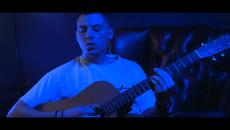 Konttra - Δύο Ξένοι / Official Music Video (4K) - Videoclip.bg