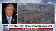 Hannity calls for Russian Army to turn on 'tiny tyrant' Vladimir Putin - Videoclip.bg