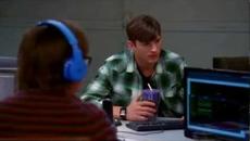 Robin Thicke - Blurred lines - Two and a half men - Best version - Videoclip.bg