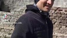 БОРИСЛАВ БОРИСОВ - СЕДНАЛ МИ ДАМЯН ДА ЯДЕ - Videoclip.bg