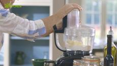 Тартове с карамелизиран лук и козе сирене | Мери Бери - любими рецепти | 24Kitchen Bulgaria - Videoclip.bg