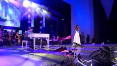 Мина Пенкова - Тръгваш ли - Videoclip.bg