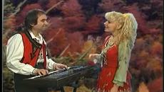 Дуо Сладко Медено - Чула баба - Videoclip.bg