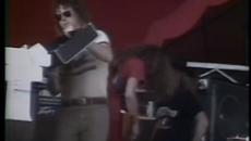 Lynyrd Skynyrd - Free Bird (Live August 21st, 1976) - Videoclip.bg