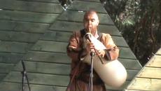 БОРИСЛАВ БОРИСОВ - РУФИНКА БОЛНА ЛЕГНАЛА И ГАНО, МОМЕ, ГАНО - Videoclip.bg