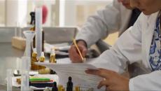 С ухание на любов Scented With Love (2021)  Бг Аудио Част 1 - Videoclip.bg