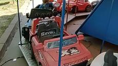 Вики и Дейвид се возят на въртележката ! - Videoclip.bg