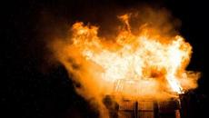 Пожар в склад за мебели в Пловдив обгази града - Videoclip.bg