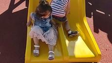 Вики се пързаля ! - Videoclip.bg