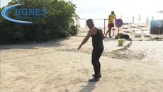 Взривиха противотанкова мина на плажа в Царево - Videoclip.bg