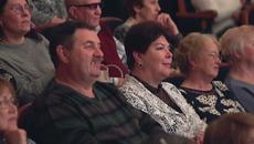 ВАЛЕРИЙ СЁМИН. Сольный концерт, Вятская филармония, Киров, 27 апреля 2022 г. Песня "ГАРМОШЕЧКА" - Videoclip.bg