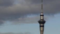 The Beths - "Knees Deep" (Official) - Videoclip.bg