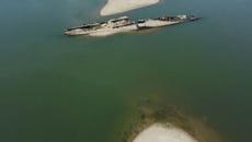 Уникални гледки - Сушата в Сърбия От Дунав изплуваха потънали германски кораби - Videoclip.bg