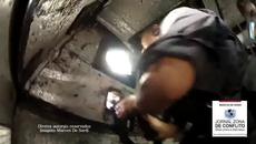 100% Адреналин - Репортерът Марк Сордии кадри от полицейска бронирана кола - Videoclip.bg