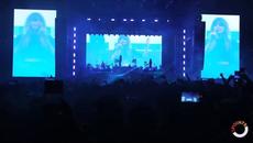 Lauren Mayberry CHVRCHES / Gryffin - Clearest Blue Remix Live - Videoclip.bg