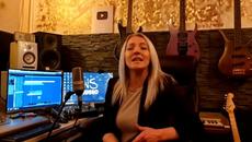 INA Ademovic - Ruze cvetaju samo u pesmama - (Official Cover) 2022 - Videoclip.bg