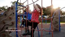 Летят Года Окунись в Детство  Владимир Песня   -   Летят Года Окунись в Детство - Videoclip.bg