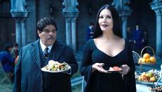 Bloopers from Tim Burton's Comedy Series Wednesday on Netflix - Videoclip.bg