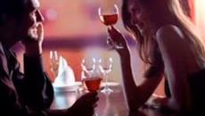 ЦЕЛУВКАТА НА АНА - Честит 8 март, Ани! - Videoclip.bg