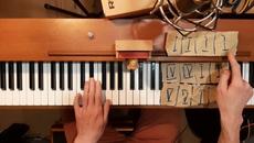 Boogie Woogie Piano for BEGINNERS: 12 bars chord progression, left & right hand | Vladimir Uspenskii - Videoclip.bg