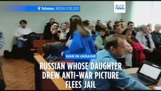 Russian court convicts father of teen daughter who drew anti-war pictures at school - Videoclip.bg