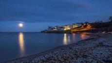 Море и луна - Videoclip.bg