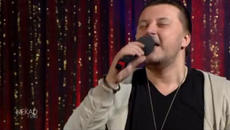 ARMIN BIJEDIC - Zasto si tu [Emisija Nekad i sad] превод - Videoclip.bg