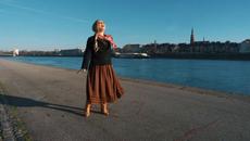 Blanka Došen i Srećko Karić - Pusti majko svoga sina (Official video) - Videoclip.bg