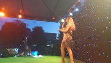 Концерт на Райна в град Гулянци - Videoclip.bg