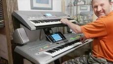 DJ steve Francis full-time pro DJ and keyboard player - Videoclip.bg