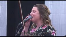 DAMIR KUKIĆ I JELENA JERKOVIĆ - ČIČO, ČIČO / превод / - Videoclip.bg