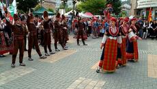 Близо 4000 изпълнители се надпяваха, надсвирваха и надиграваха три дни в Неделино - Videoclip.bg