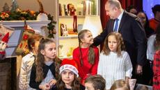 "Българската Коледа" 2023 г. с Над 2 550 000 лв. от даренията - Videoclip.bg