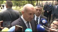 Радев леко изнервен на първия учебен ден - "Не ми задавайте тъпи въпроси!" - Videoclip.bg