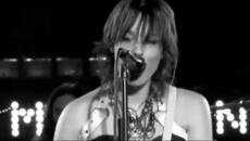 Halestorm - All I Wanna Do (Is Make Love To You) - Videoclip.bg
