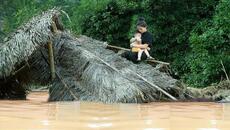 In just one night, the Flash Flood swept away everything we had. || Ly Tieu Nu - Videoclip.bg
