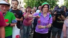 Протест срещу въвеждане на еврото! - На площада с Нищо, 04.06.2025 - Videoclip.bg