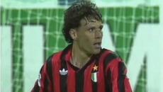 The Last Match of Marco Van Basten Career (1993 UCL Final) - Videoclip.bg