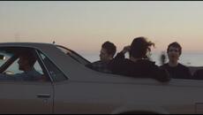 The Neighbourhood - Lovebomb (Official Music Video) - Videoclip.bg