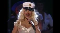 Christina Aguilera: "Candyman" (Live at the 3rd Annual Fashion Rocks 2006) - Videoclip.bg