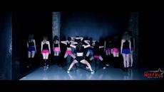 Рускини в яко шоу Booty - Twerk - Videoclip.bg