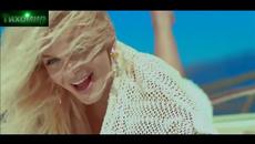 BG Превод Giorgos Giannias -  Mou ftanei na exo esena. - Videoclip.bg